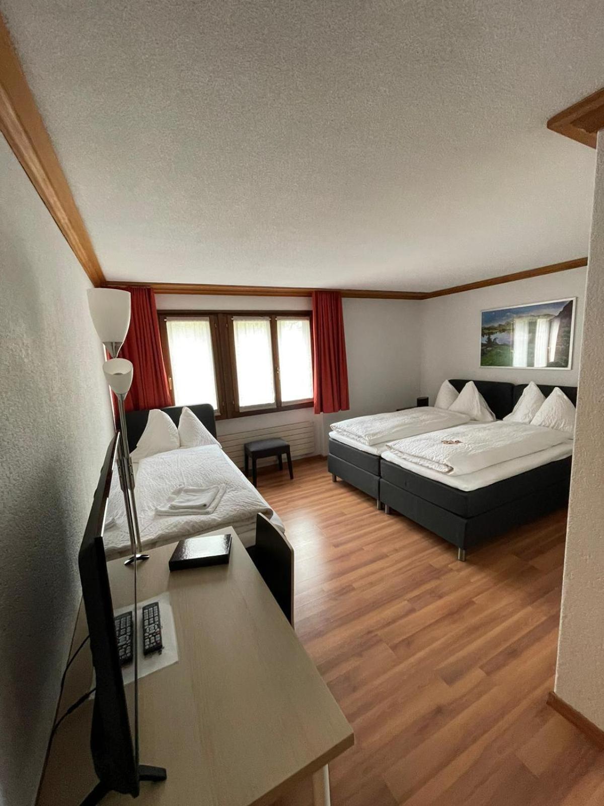 Hotel Alpha Thun Esterno foto