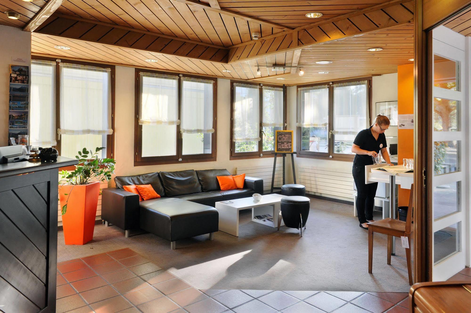 Hotel Alpha Thun Esterno foto